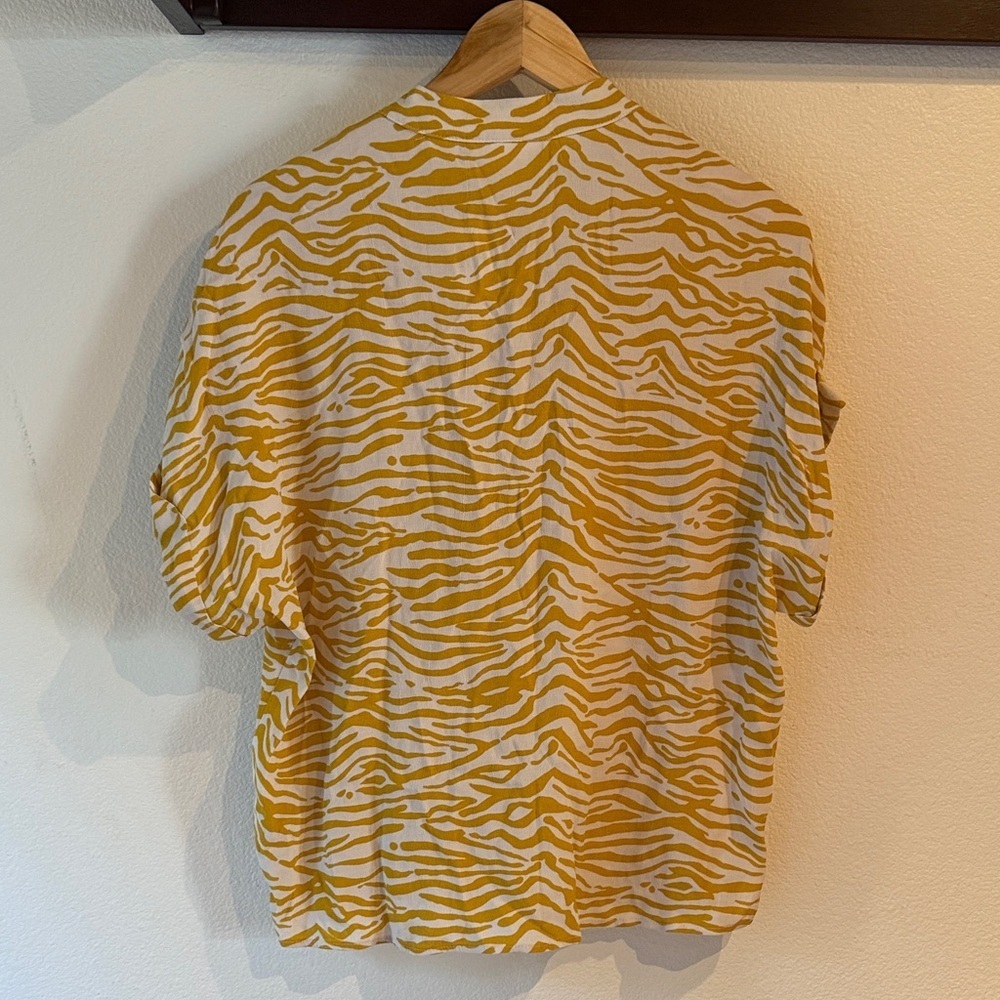 🆕 Mauve by Anthropology Zebra Print Relaxed Cargo Pocket Blouse, Size S - Picture 5 of 10
